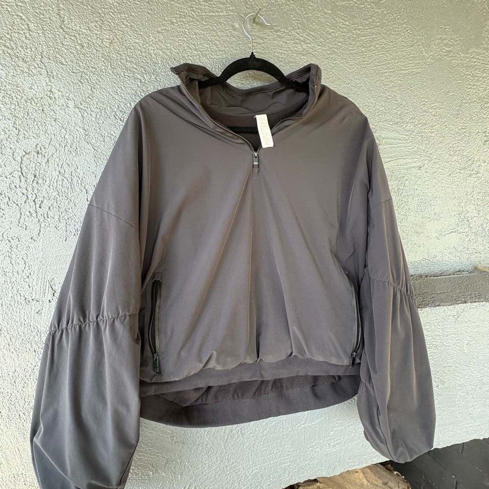 ALO Yoga Black Cropped Elevation Coverup Sweater